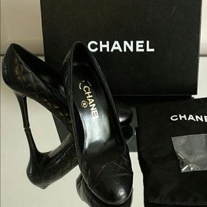 authentic chanel black pumps